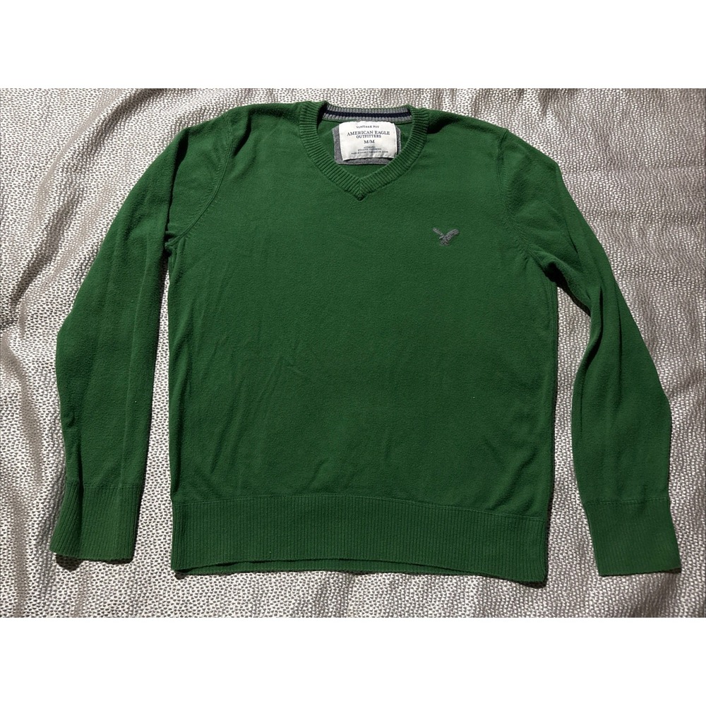 American Eagle Outfitters Vintage Fit Dark Green V- Neck Sweater Mens Medium